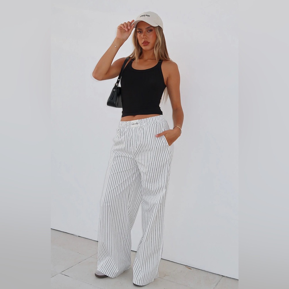 White Fox Boutique Walking Out Striped Pants White Size Small